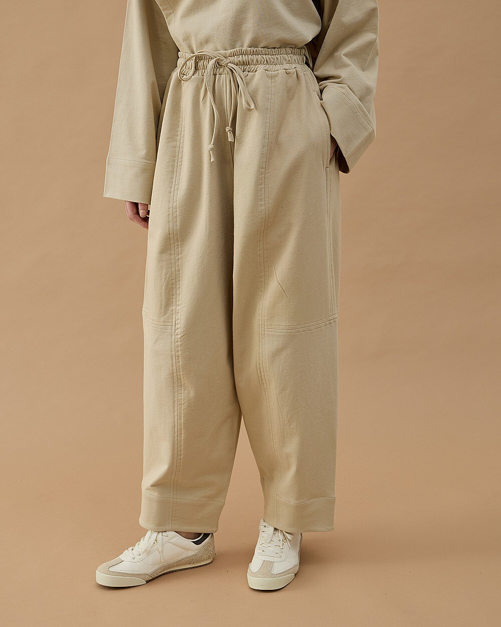 Cotton İki İplik Bol Balon Fit Kesikli Eşofman Altı Bej - Aybikestil