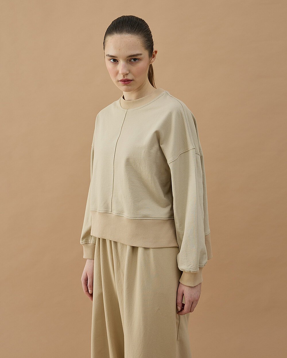 Cotton İki İplik Nervürlü Kesikli Kısa Sweat Bej - Aybikestil