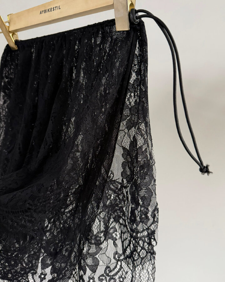 Dantel Çift Kat Yırtmaçlı Aksesuar İçlik Etek Siyah - Aybikestil (1)