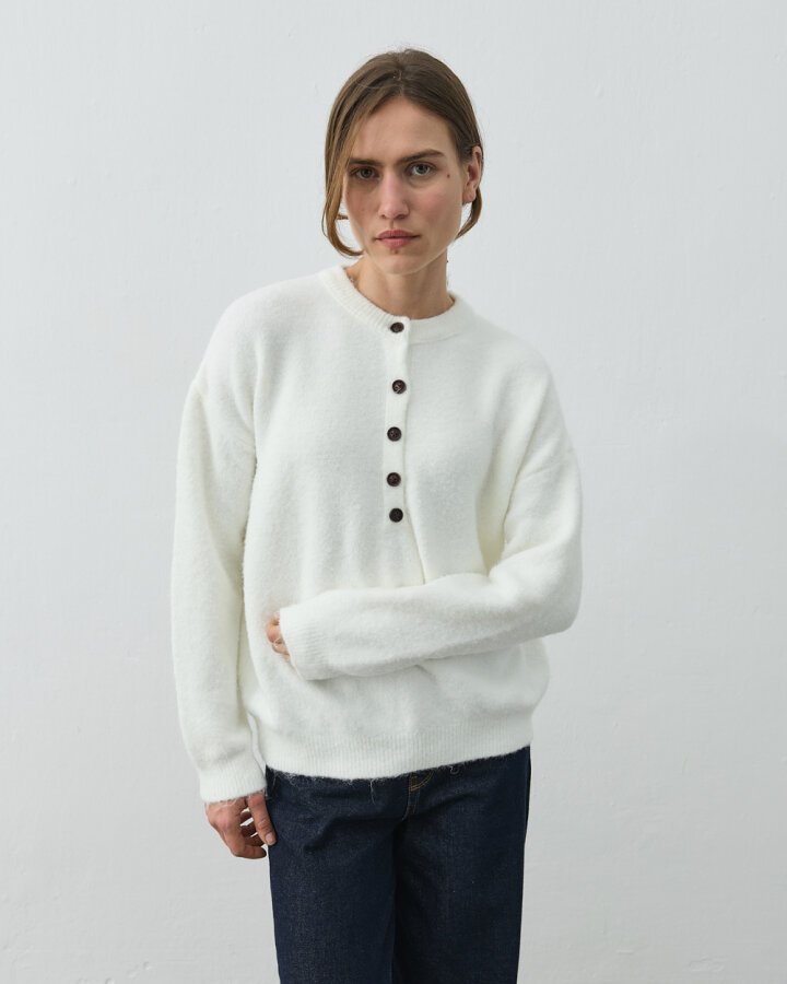 Düğmeli Yaka Kazak Krem - Aybikestil (1)