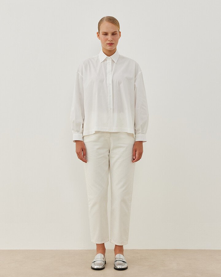 Poplin Yırtmaçlı Arkası Düğmeli Kısa Gömlek Ekru - Aybikestil (1)