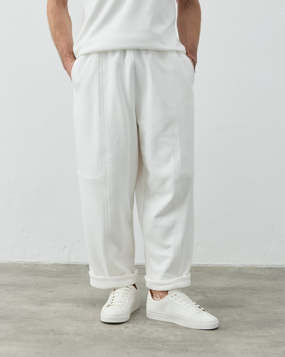 Erkek Diagonal Üç İplik Balon Fit Kesikli Eşofman Altı Ekru - Aybikestil