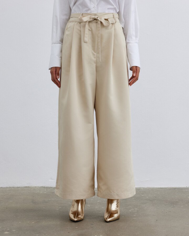 Bol Paça Pileli Relaxed Fit Pantolon Krem
