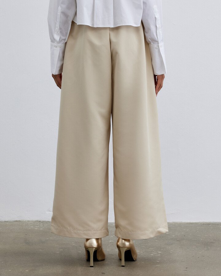 Bol Paça Pileli Relaxed Fit Pantolon Krem