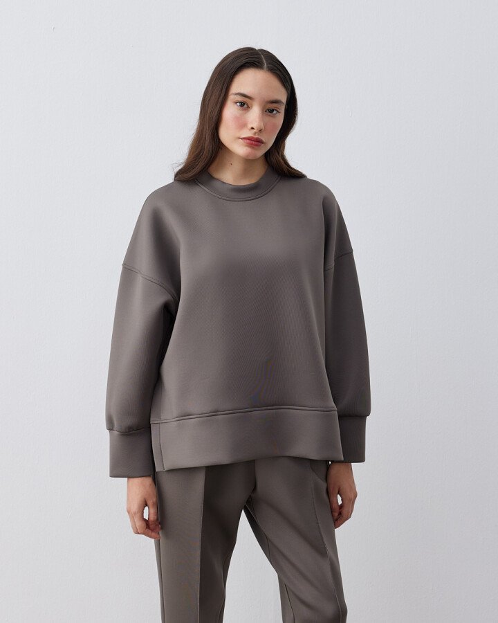 Puf Yandan Yırtmaçlı Sweat Bluz Füme