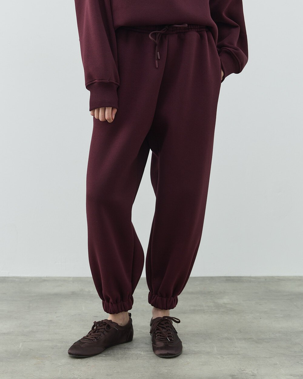 Şardonlu Üç İplik Paçası Lastikli Jogger Eşofman Altı Bordo - 
