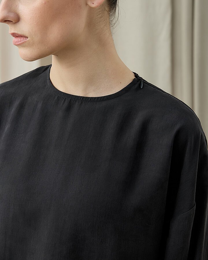 Tencel Yırtmaçlı Must Bluz Siyah - Aybikestil (1)