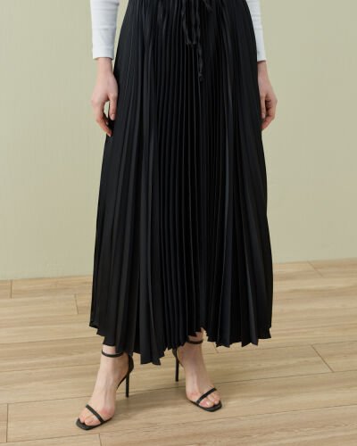 Crash Asimetrik Çok Pilisoley Etek Siyah 