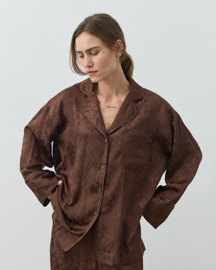 Jakarlı Gömlekli Biyeli Pijama Takımı Kahve - Aybikestil (1)