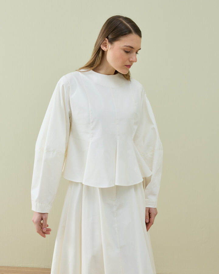 Paper Gabardin Kuplu Volanlı Peplum Kısa Bluz Ekru - Aybikestil (1)