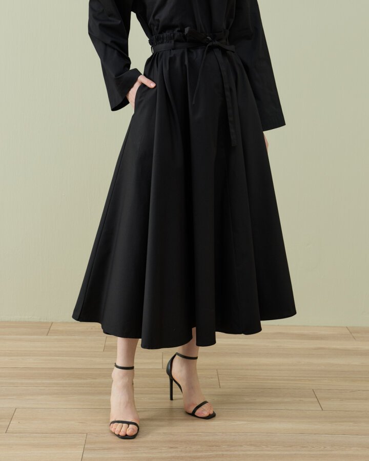 Paper Gabardin Tam Kloş Önü Patlı Etek Siyah - Aybikestil (1)
