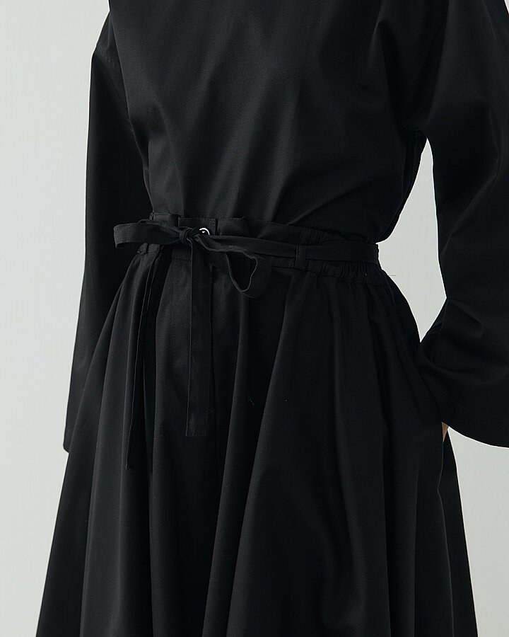 Paper Gabardin Tam Kloş Önü Patlı Etek Siyah - Aybikestil (1)