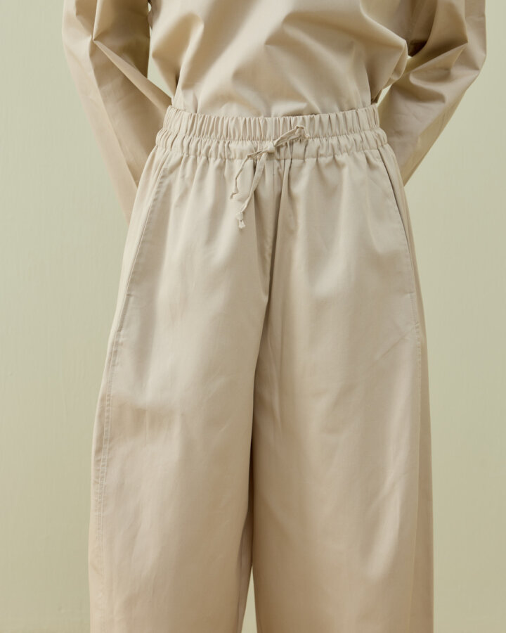 Paper Gabardin Yanı Ekli Ekstra Barrel Fit Bol Pantolon Bej - Aybikestil (1)