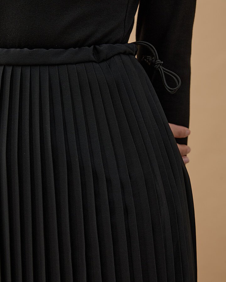 Pilise Fonksiyonel İçlik Etek Siyah - Aybikestil (1)