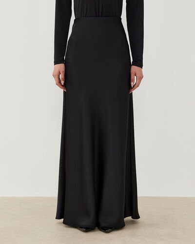 Saten Uzun Balık Etek Siyah 