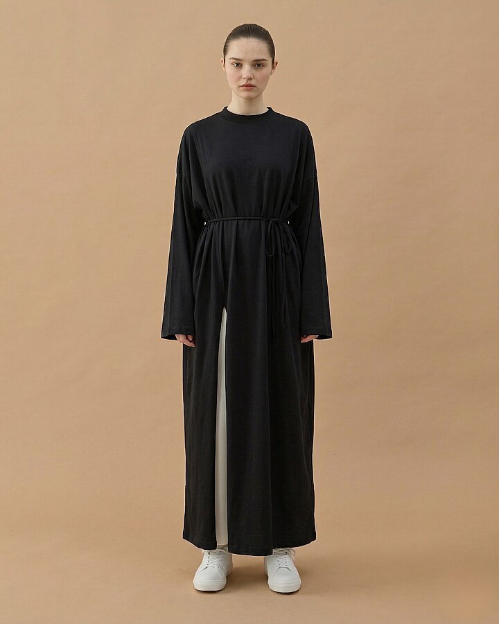 Süprem Uzun Yandan Yırtmaçlı Elbise Siyah