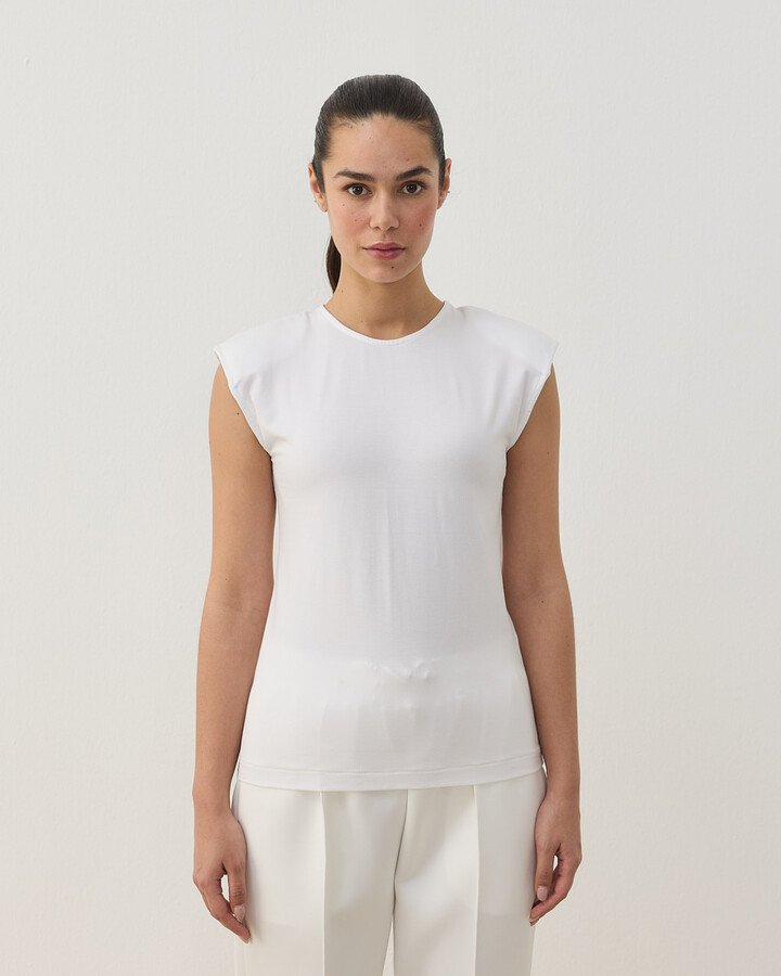 Vatkalı Kolsuz Body Beyaz