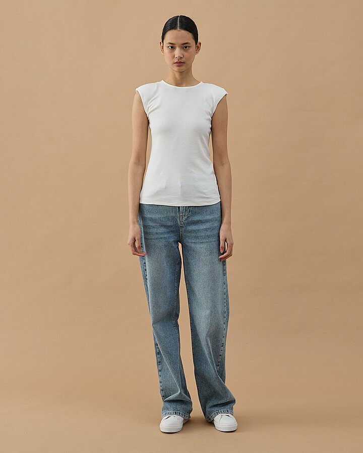 Vatkalı Kolsuz Body Ekru - Aybikestil (1)