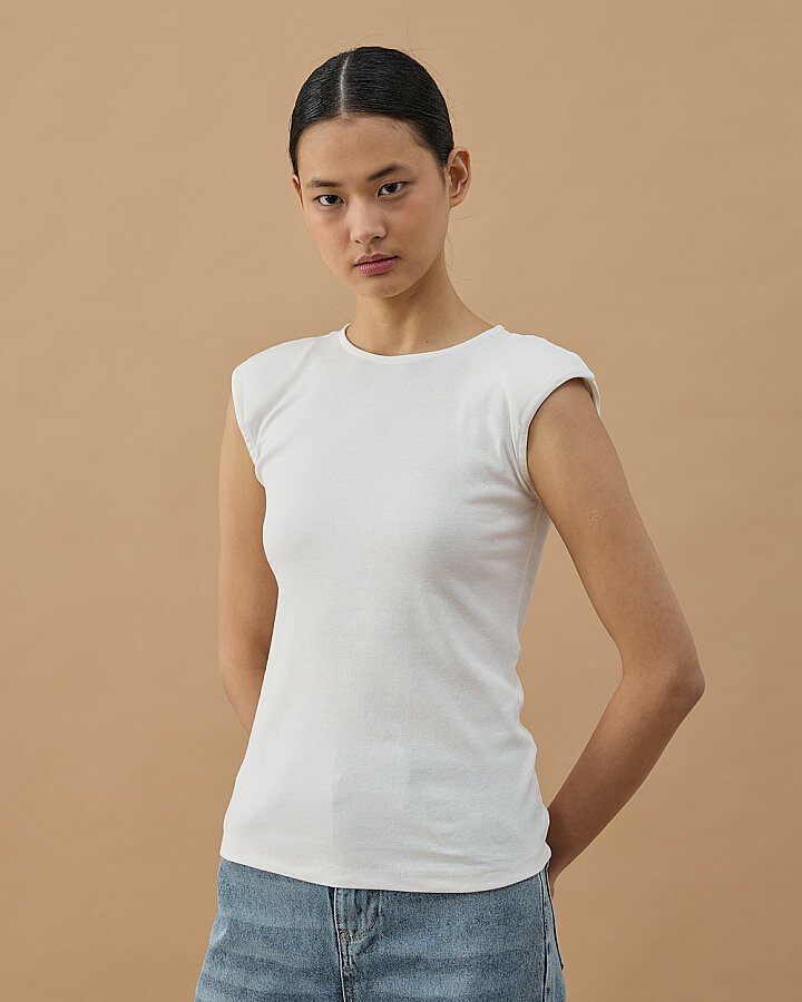 Vatkalı Kolsuz Body Ekru - Aybikestil (1)