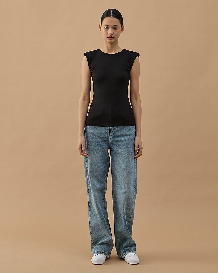 Vatkalı Kolsuz Body Siyah - Aybikestil (1)