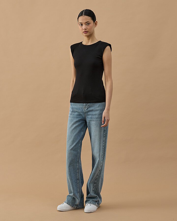 Vatkalı Kolsuz Body Siyah - Aybikestil (1)