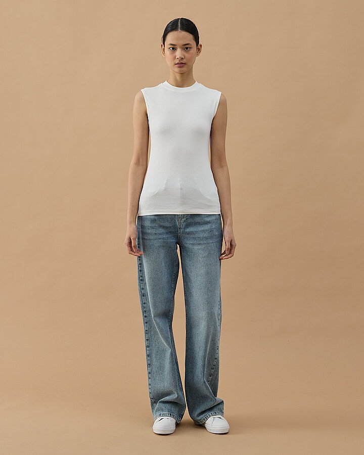 Yüksek Yaka Kolsuz Body Ekru - Aybikestil (1)